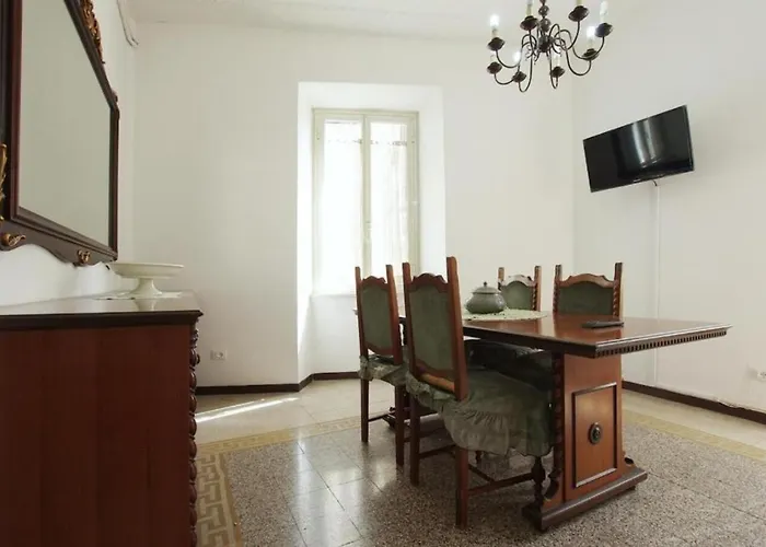 Апартаменты Welcome In 2 Bedroom In Rome- San Giovanni